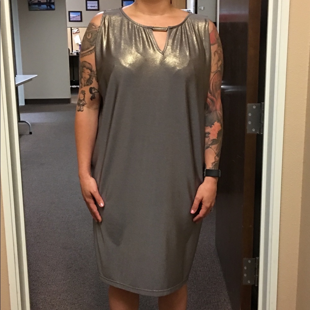 Tiana B • Draped Sleeveless Cocktail Dress - Picture 8 of 8